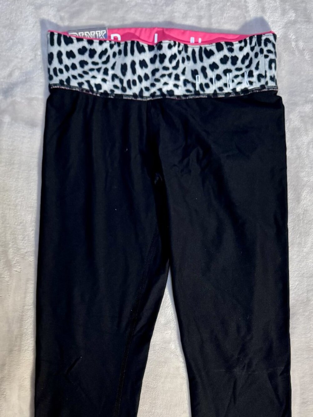 NWT Victoria's Secret PINK Ultimate Yoga Reversible Black Leggings with Hot Pink